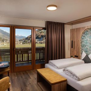 Camera standard con letto king size